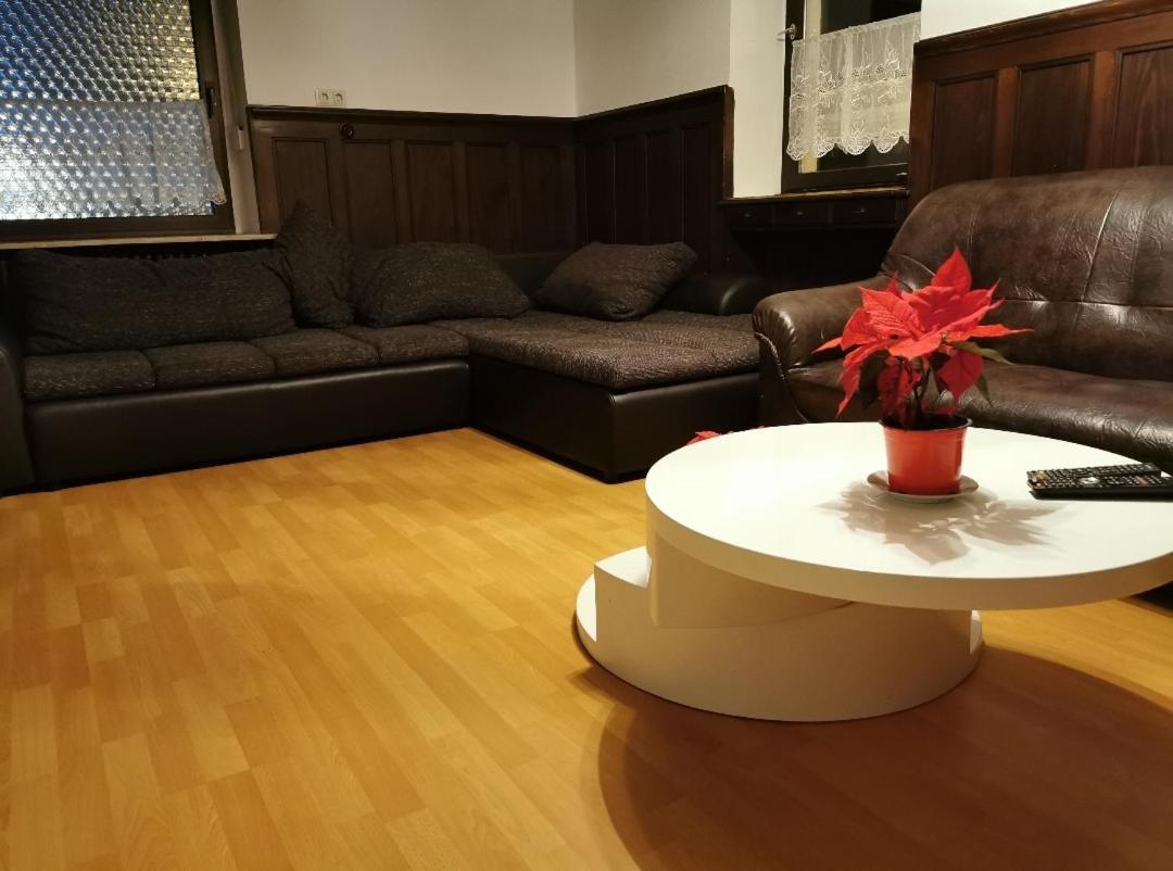 Grosse Wohnung Im Odenwald 1 Schonau  Εξωτερικό φωτογραφία